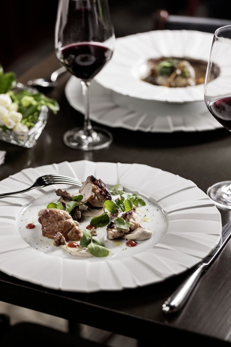 Porzellanserie "Matrix" Pastateller (7)