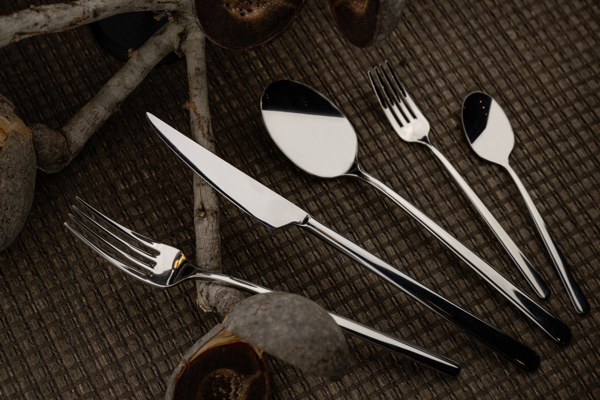 Besteckserie "Auron" Tafelmesser (4)